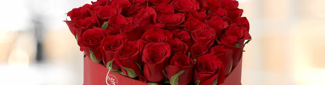 Valentine's Day Flowers & Gifts Valentine's Day Flowers & Gifts